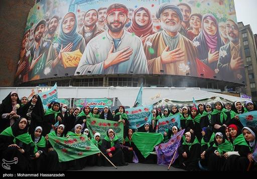 جشن شب میلاد حضرت صاحب‌الزمان(عج) در میدان ولی‌عصر