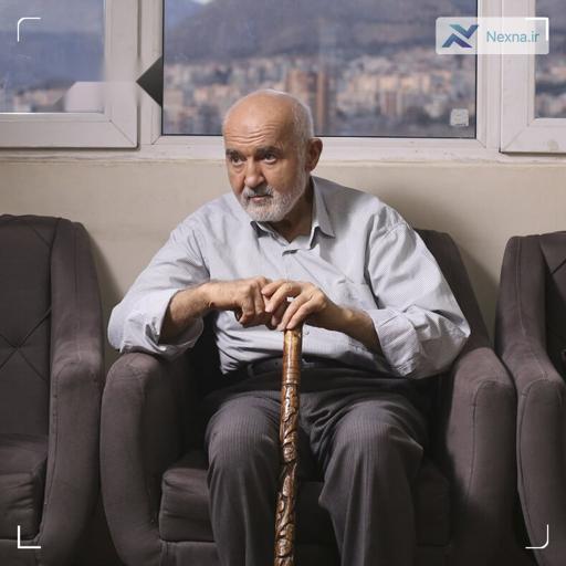احمد توکلی  عضو مجمع تشخیص مصلحت نظام درگذشت.