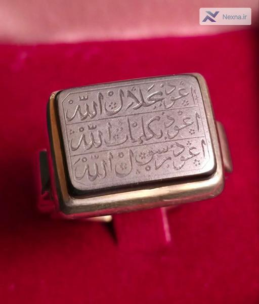 اهدای انگشتر حدید سردار شهید حاجی‌زاده به سردار سیدمجید موسوی